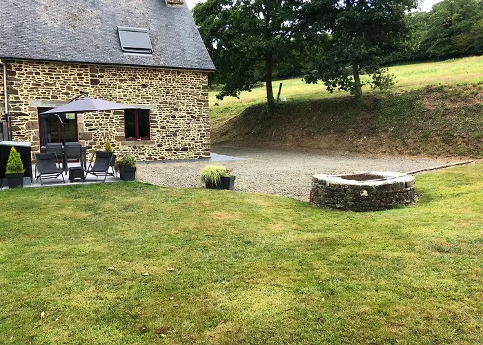 A 20 Kms Du Mont St Michel, Charme A La Campagne