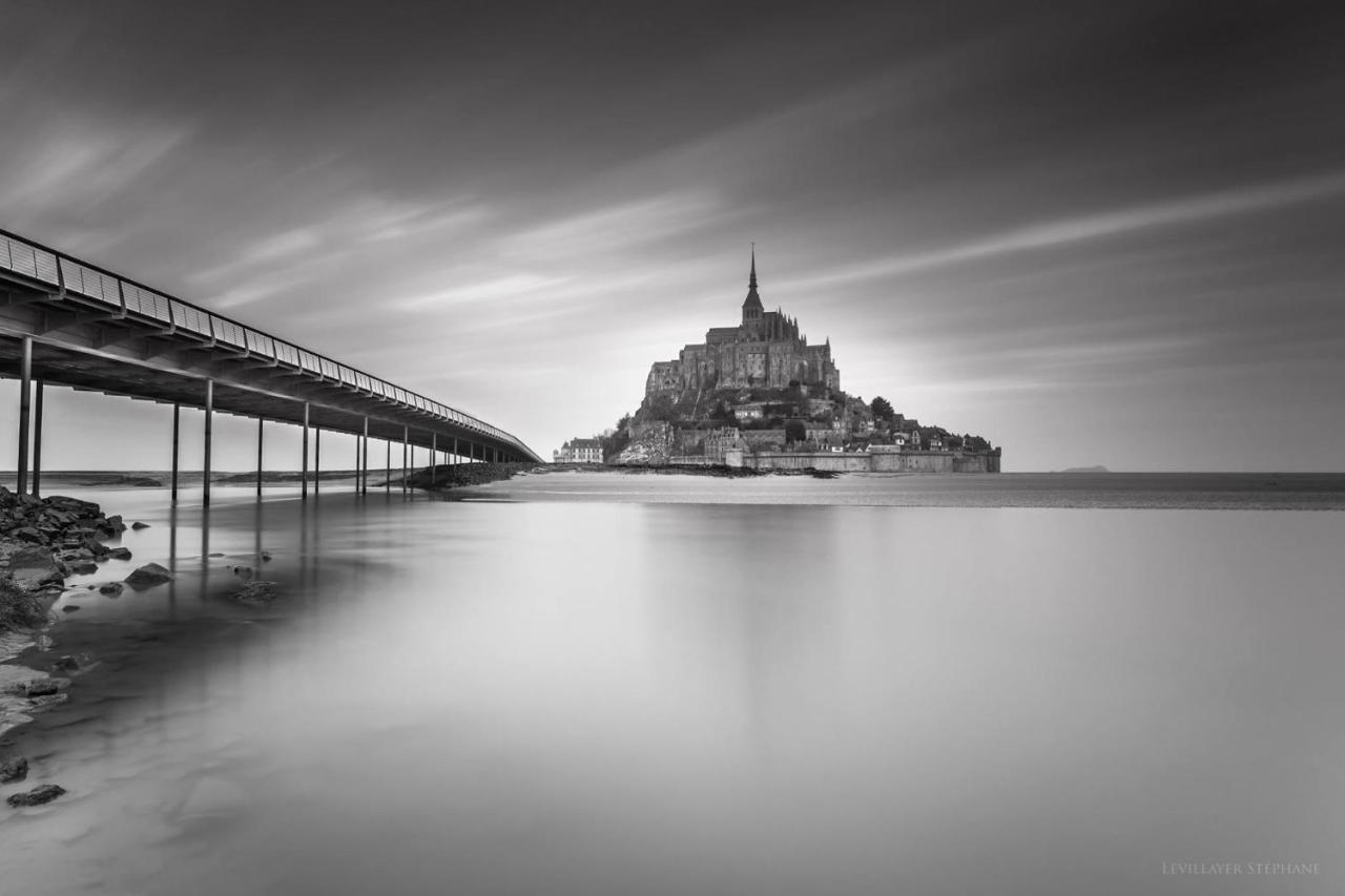 Hébergement de vacances A 20 Kms Du Mont St Michel, Charme à La Campagne